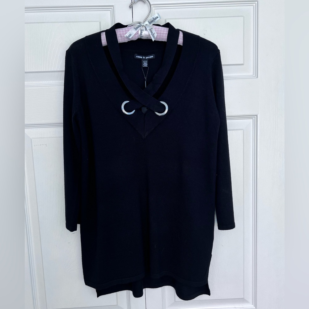 NWT Cable & Gauge Black Long Sleeve V-Neck Sweater with Silver Grommets-Size S